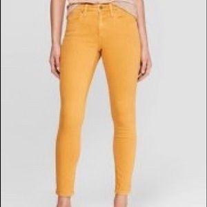 Universal Thread high waist Denim